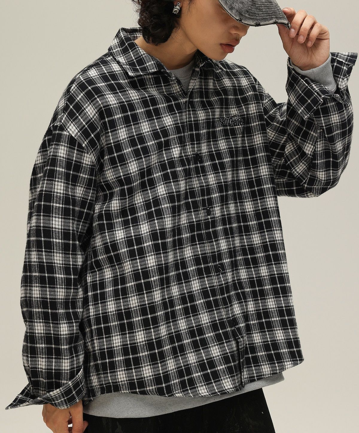 シャツ メンズ チェックシャツ ゆったりシルエット格子柄シャツ
