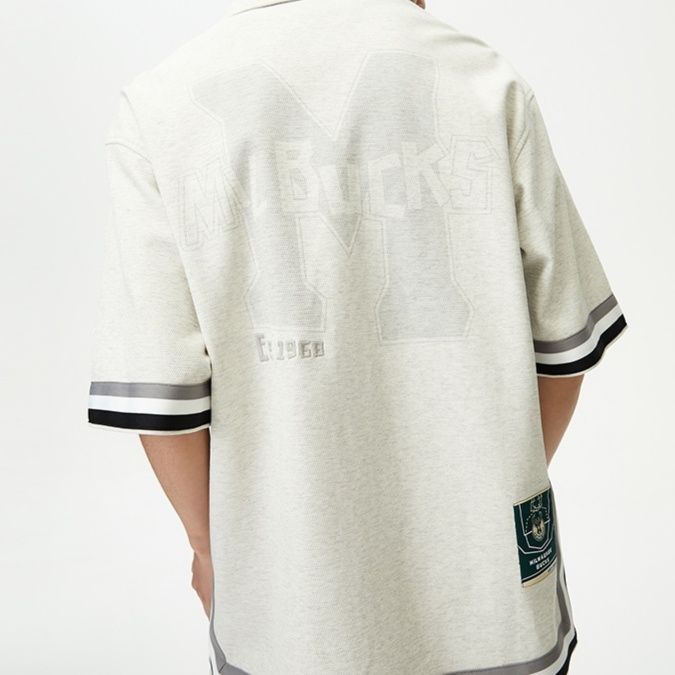 シャツ メンズ バスケットボール風ワッペン柄シャツ