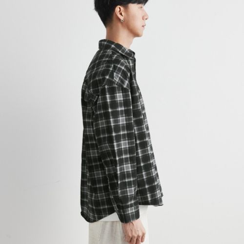 https://fulmo-img-server.com/shirtsmen/1756101268663_3dq9x9t7_sc0r4xpb.jpeg