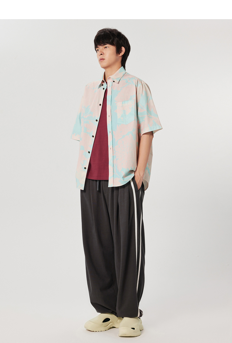 シャツ メンズ 柄シャツ 葉影模様の半袖ゆったりシャツ