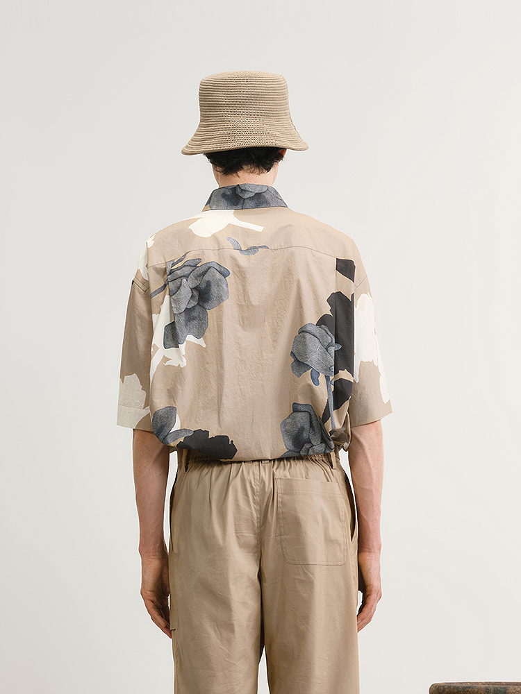 シャツ メンズ 柄シャツ 墨絵風花柄五分袖シャツ