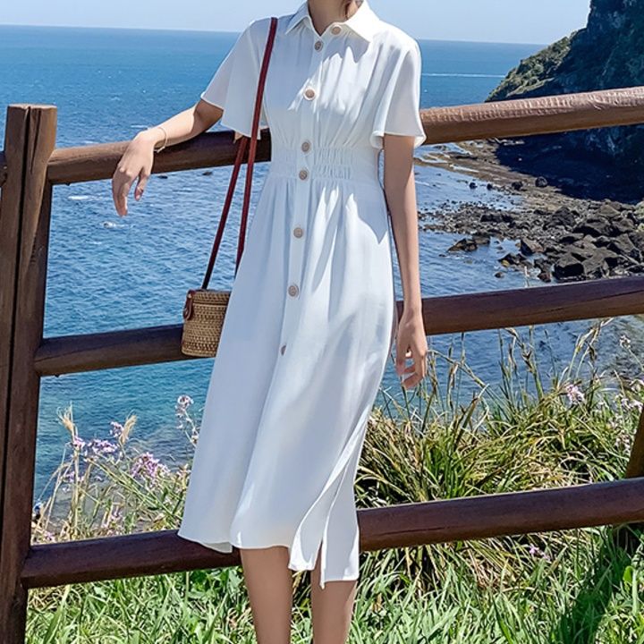 半袖襟付きボタン前開き膝下丈ワンピース