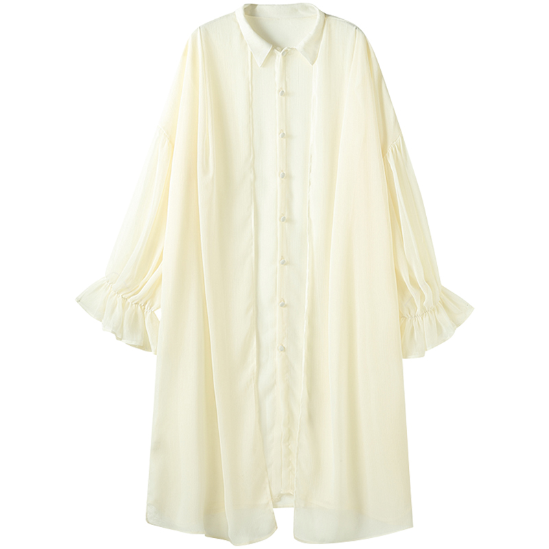 シャツワンピース 透け感が美しいシアー素材のロング丈シャツワンピース