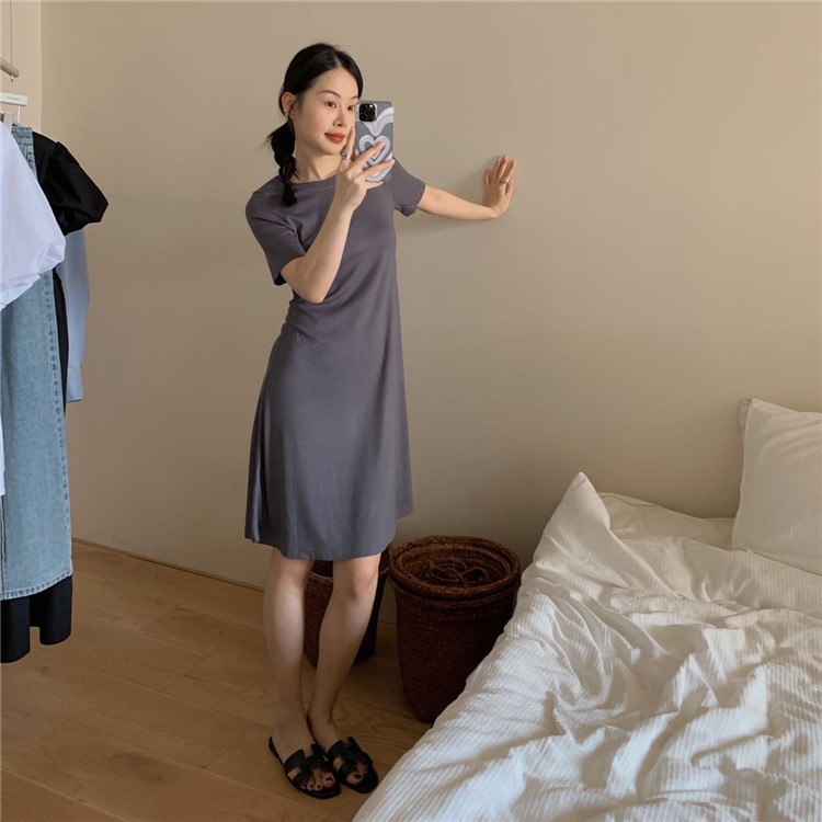 コットン素材ゆったりロング丈シャツワンピース