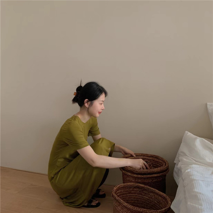 コットン素材ゆったりロング丈シャツワンピース