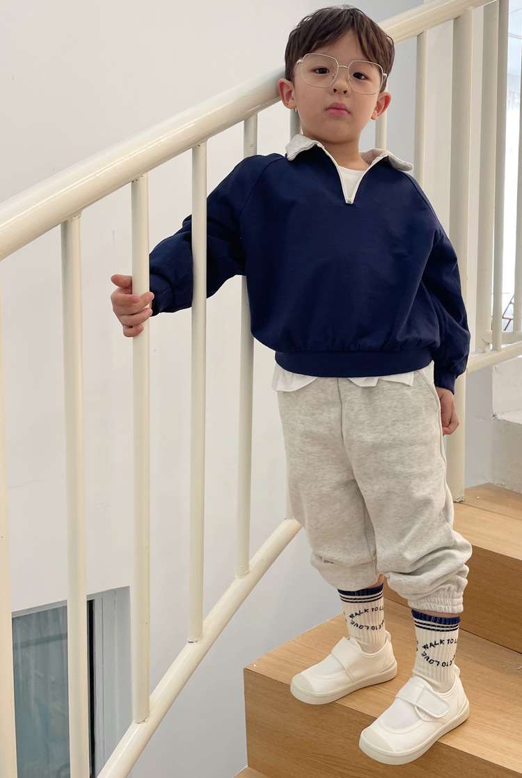 ファーストシューズ ふわふわ歩きはじめ応援シューズ