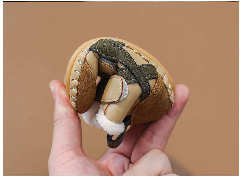 ファーストシューズ もこもこあったか赤ちゃん靴