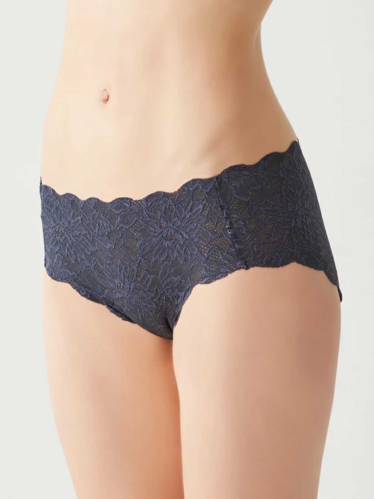 汗も熱もすっと逃がす!快適な毎日を送る通気性の良いショーツおすすめ5選