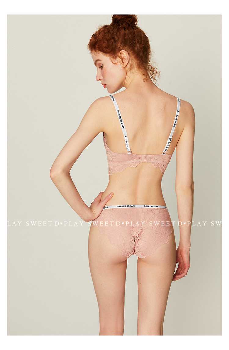 バックレースショーツで男ウケを狙える自信のおすすめ5選