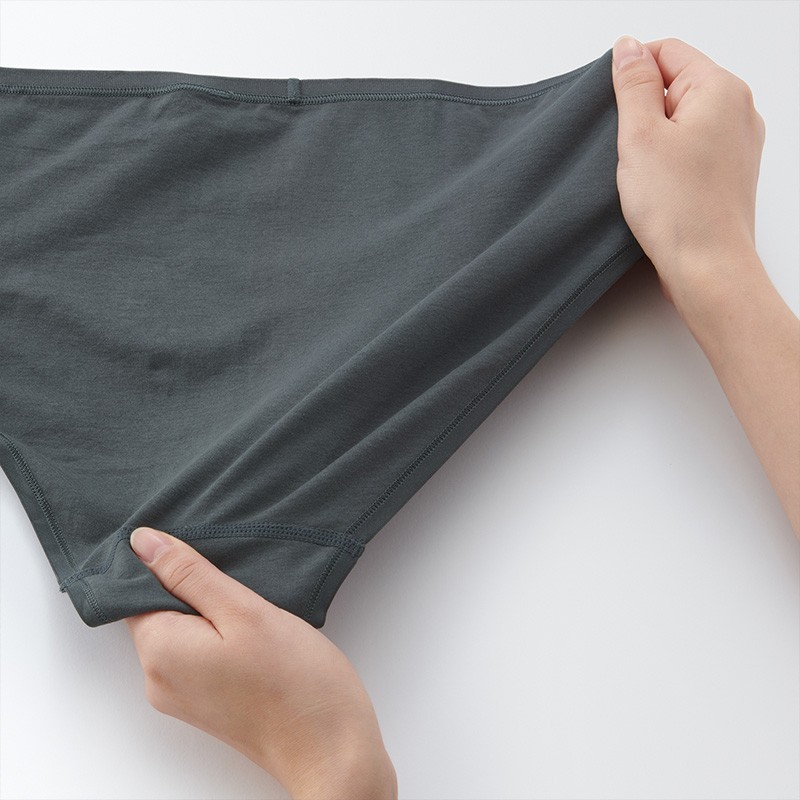 ショーツ やさしい肌触り安心設計サニタリーショーツ