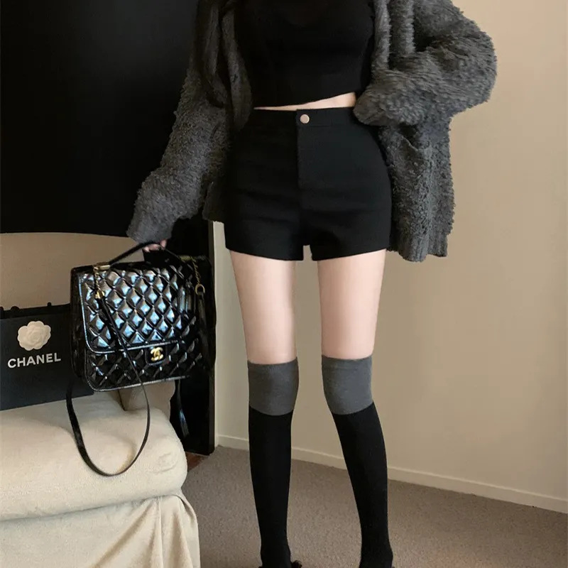 ハイウエストストレッチショートパンツ