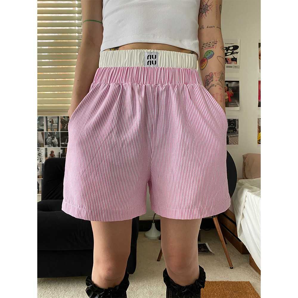 ピンクのショーパンで魅せる！夏のおしゃれを楽しむ5選