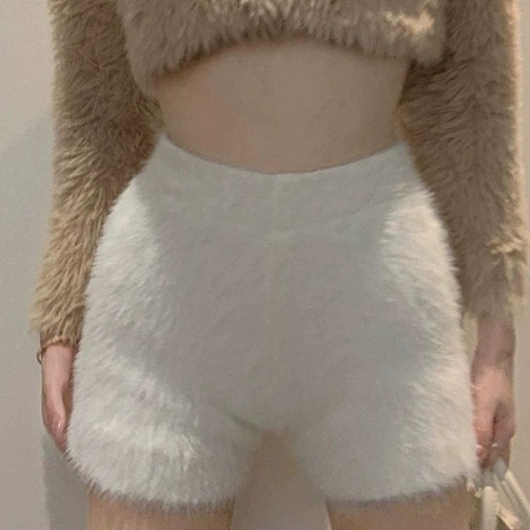 ショートパンツレディースふわふわファー素材のもこもこ