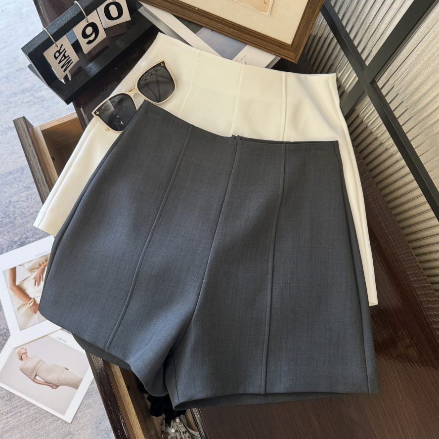 ショートパンツレディース縦プリーツデザイン大人きれいめ