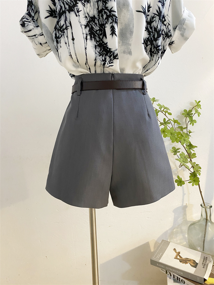 ショートパンツ ラップ風デザインショートパンツ
