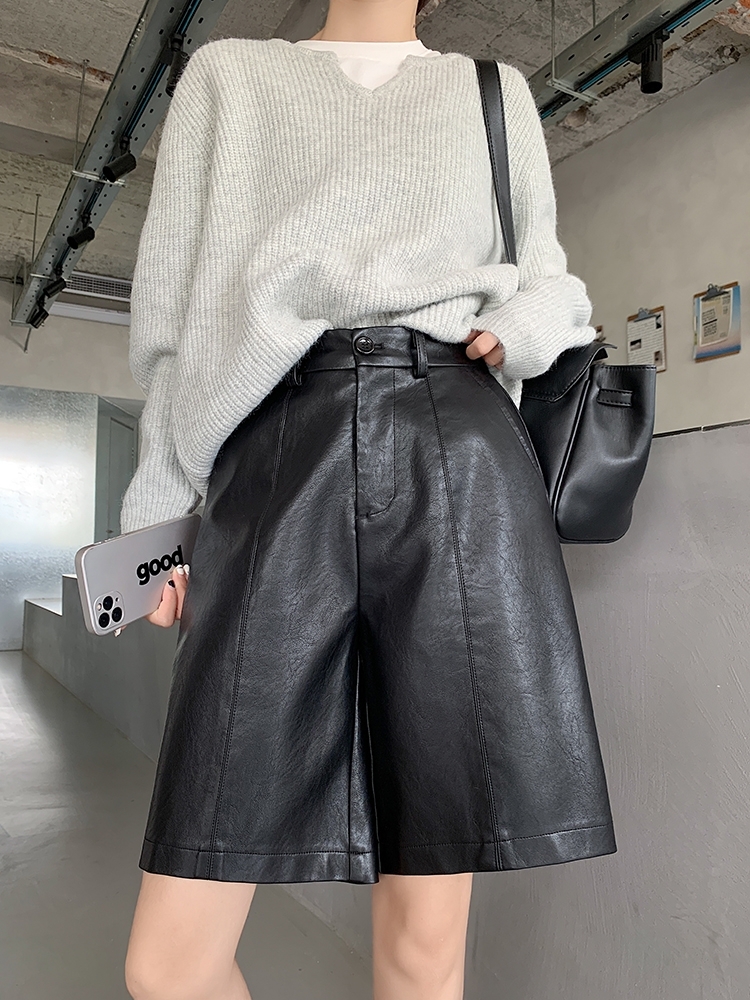 ショートパンツ 上品フェイクレザーハーフパンツ