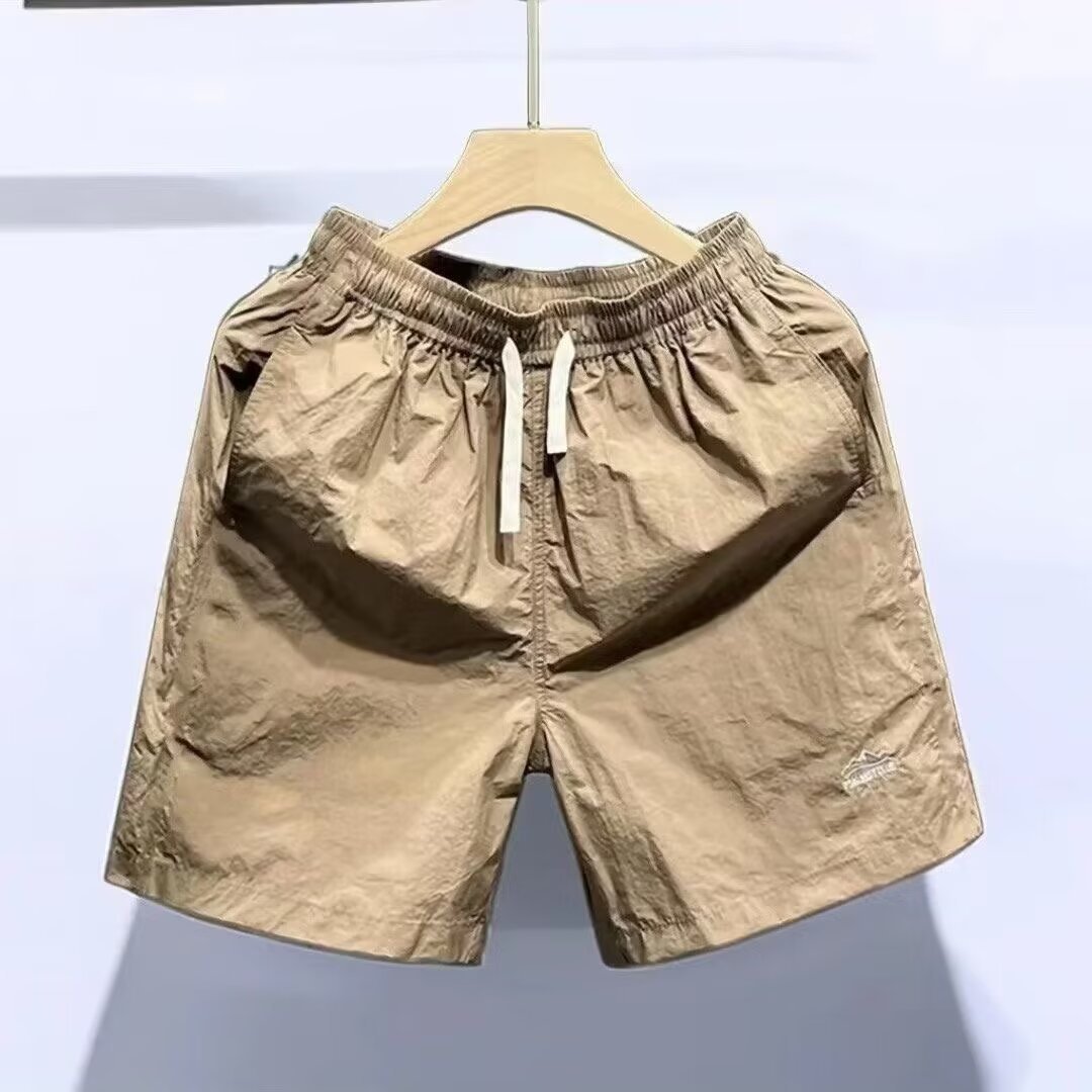 アウトドア軽量ショートパンツ