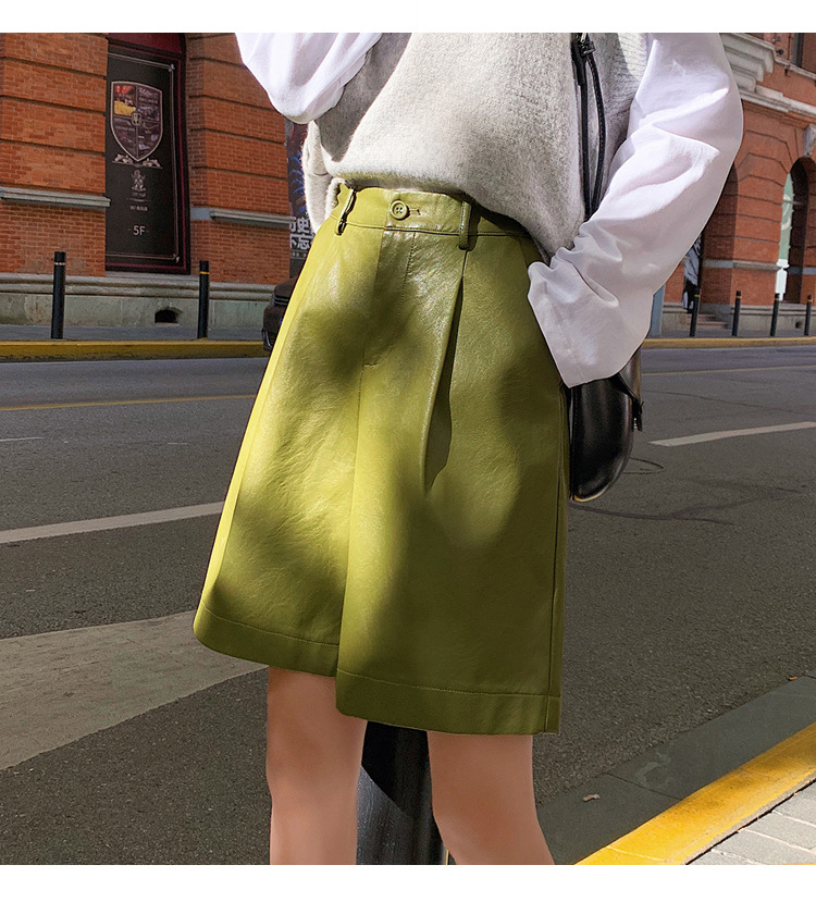 ショートパンツ レザー調ベルマーカハーフパンツ