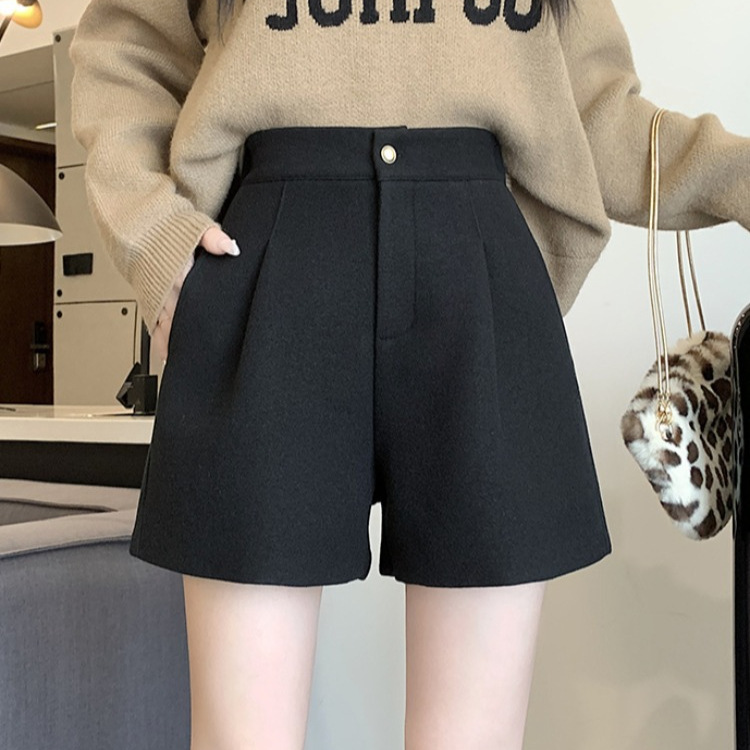 ウエストタックワイドショートパンツ