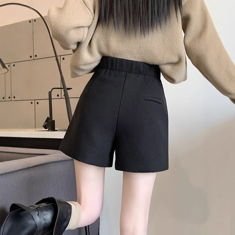 ウエストタックワイドショートパンツ