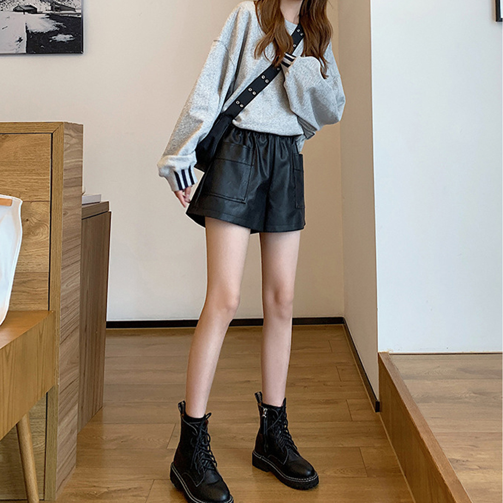 レディース フェイクレザー ショートパンツ ゴム楽ちん