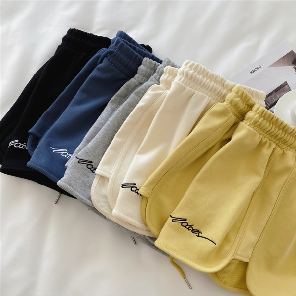 シンプルドローコードショートパンツ