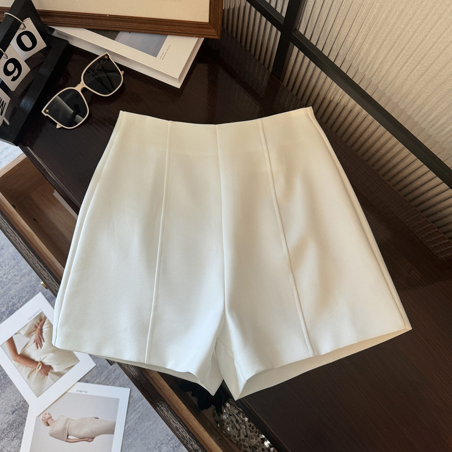 ショートパンツレディース縦プリーツデザイン大人きれいめ