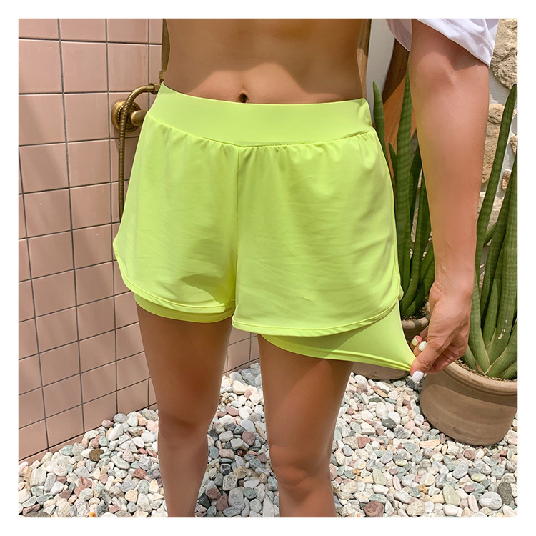 レイヤード風スポーティーショートパンツ