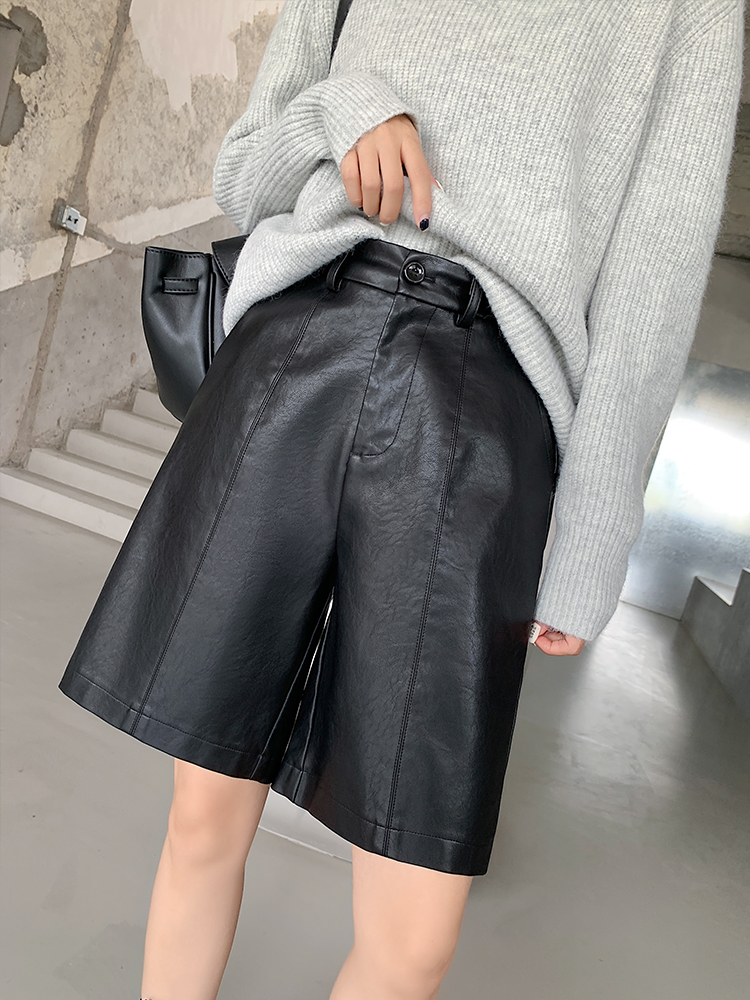 ショートパンツ 上品フェイクレザーハーフパンツ