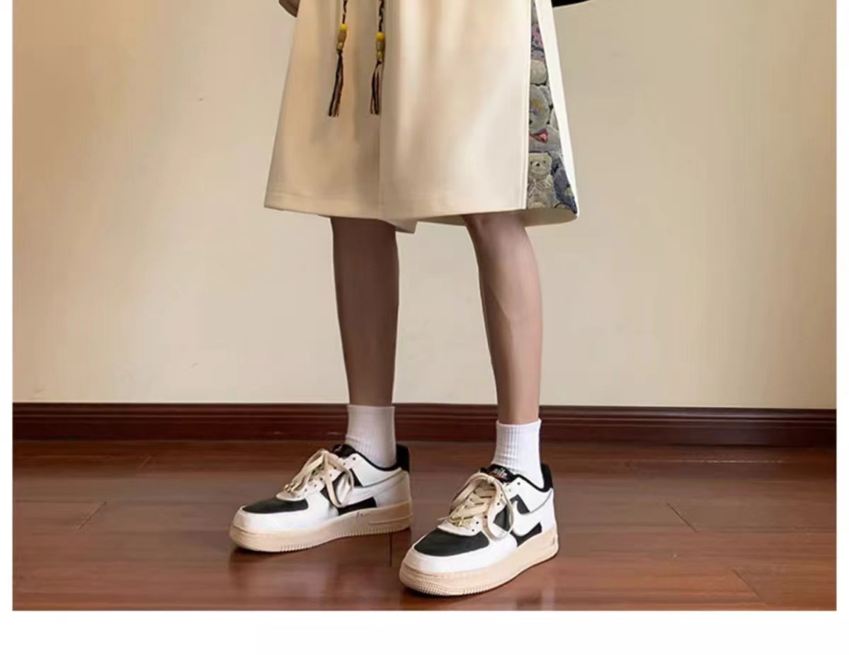 ショートパンツ 生成エラーです
