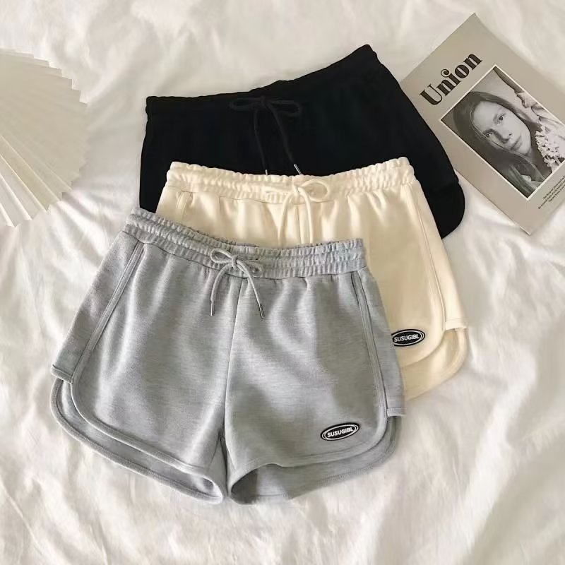 ショートパンツ リラックスワッペンショートパンツ