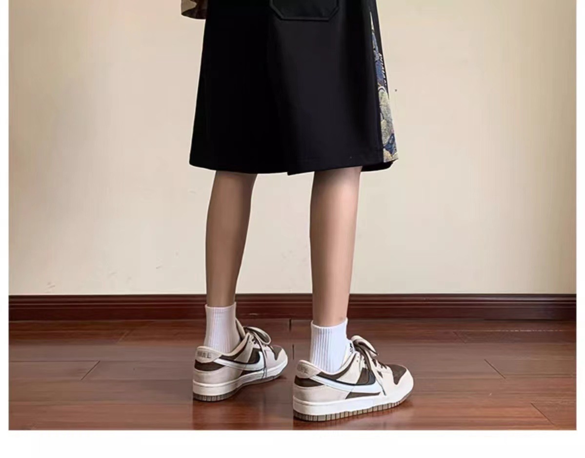 ショートパンツ 生成エラーです