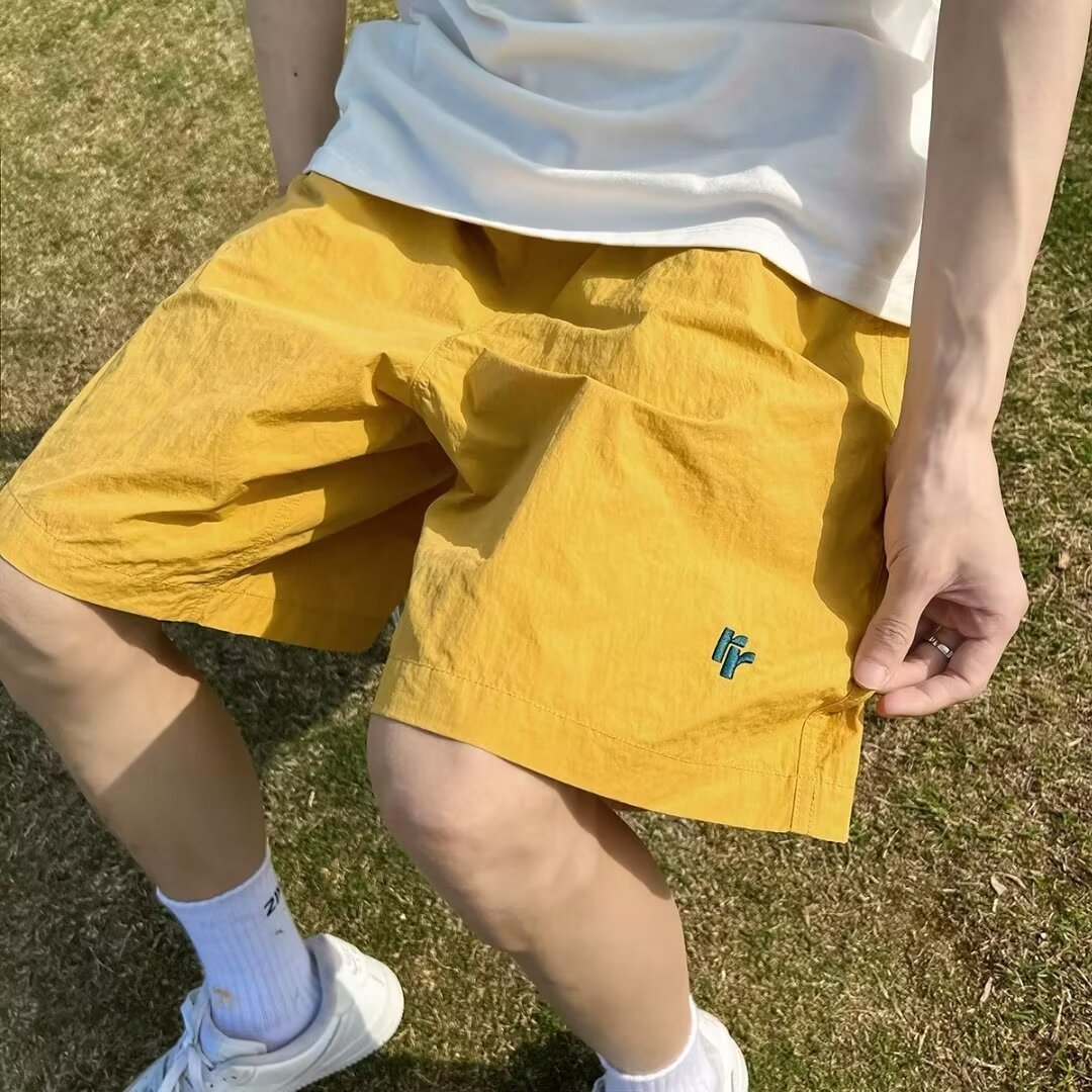 アウトドアスタイル リラックスショートパンツ