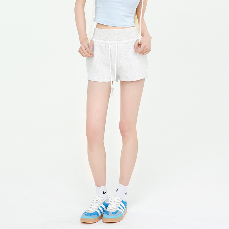 ショートパンツ やわらか素材のリラックスショートパンツ