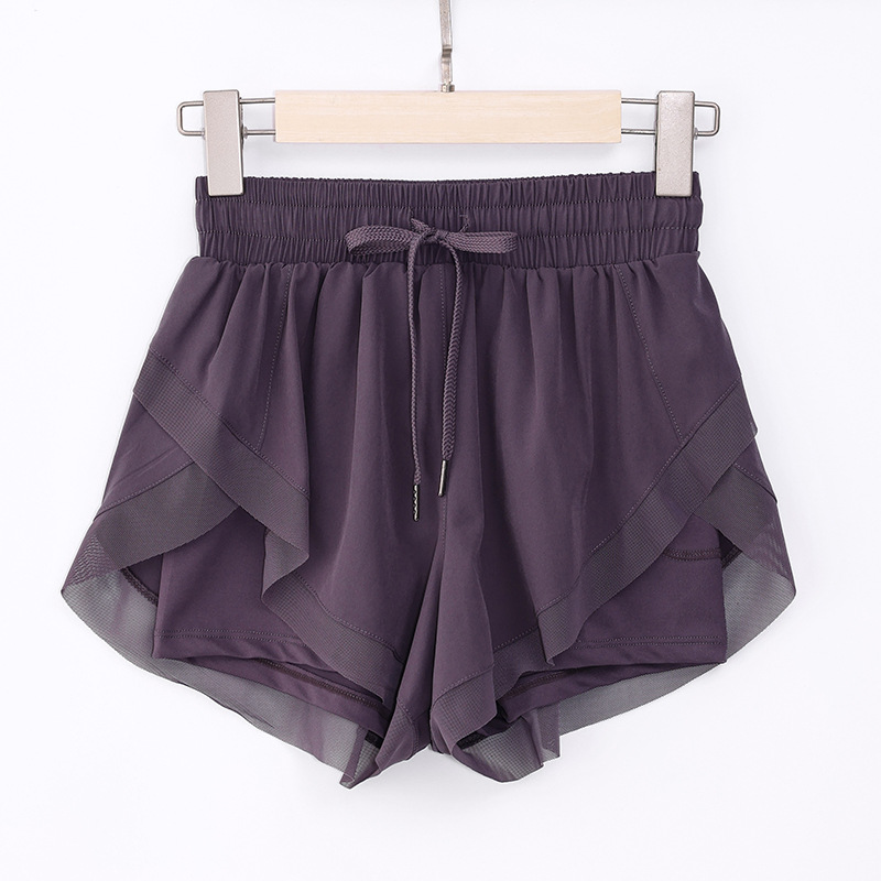 ゆったり二重レイヤードショートパンツ