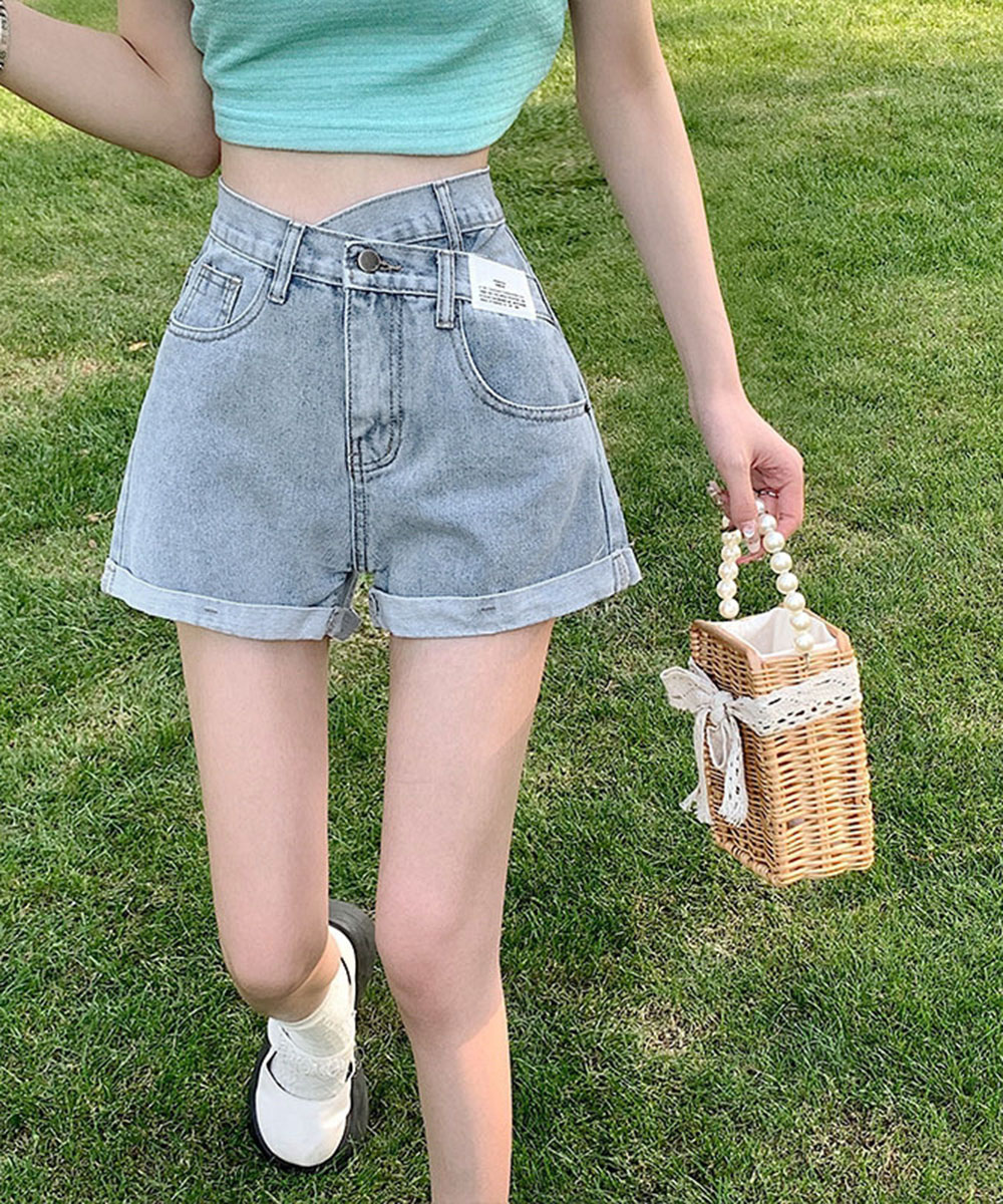 レディース 美脚アシンメトリーデニムショートパンツ