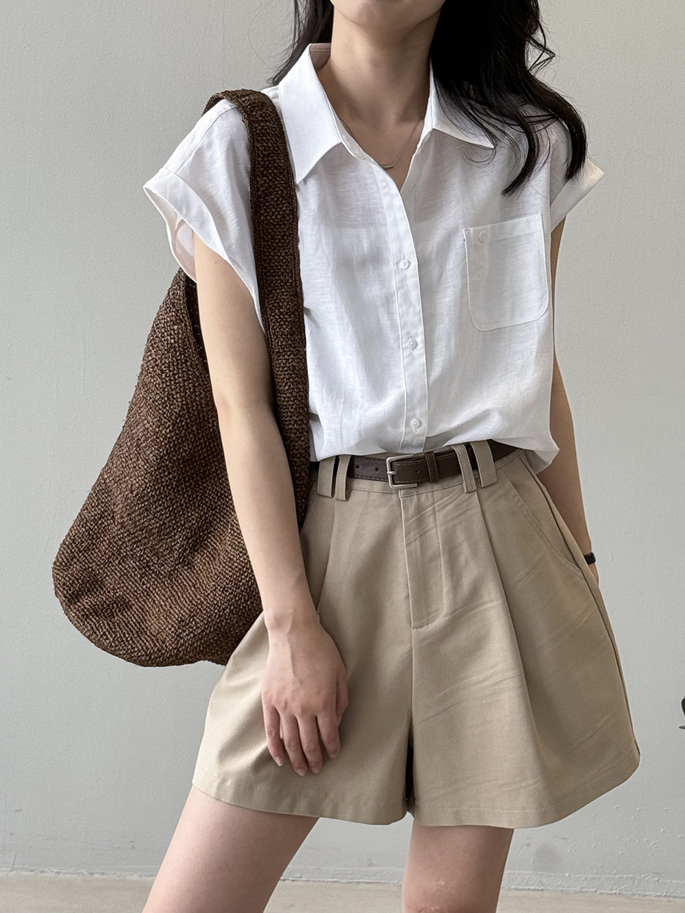 ショートパンツ ベルト付きフレアショートパンツ