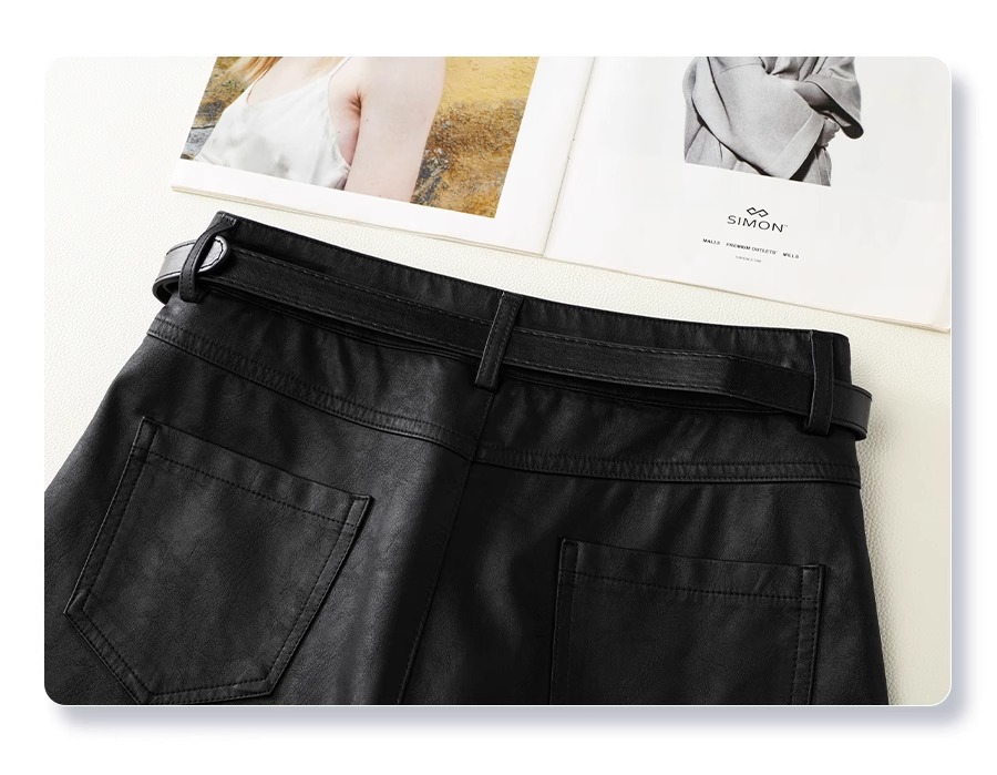 ベーシック合皮ベルト付きショートパンツ