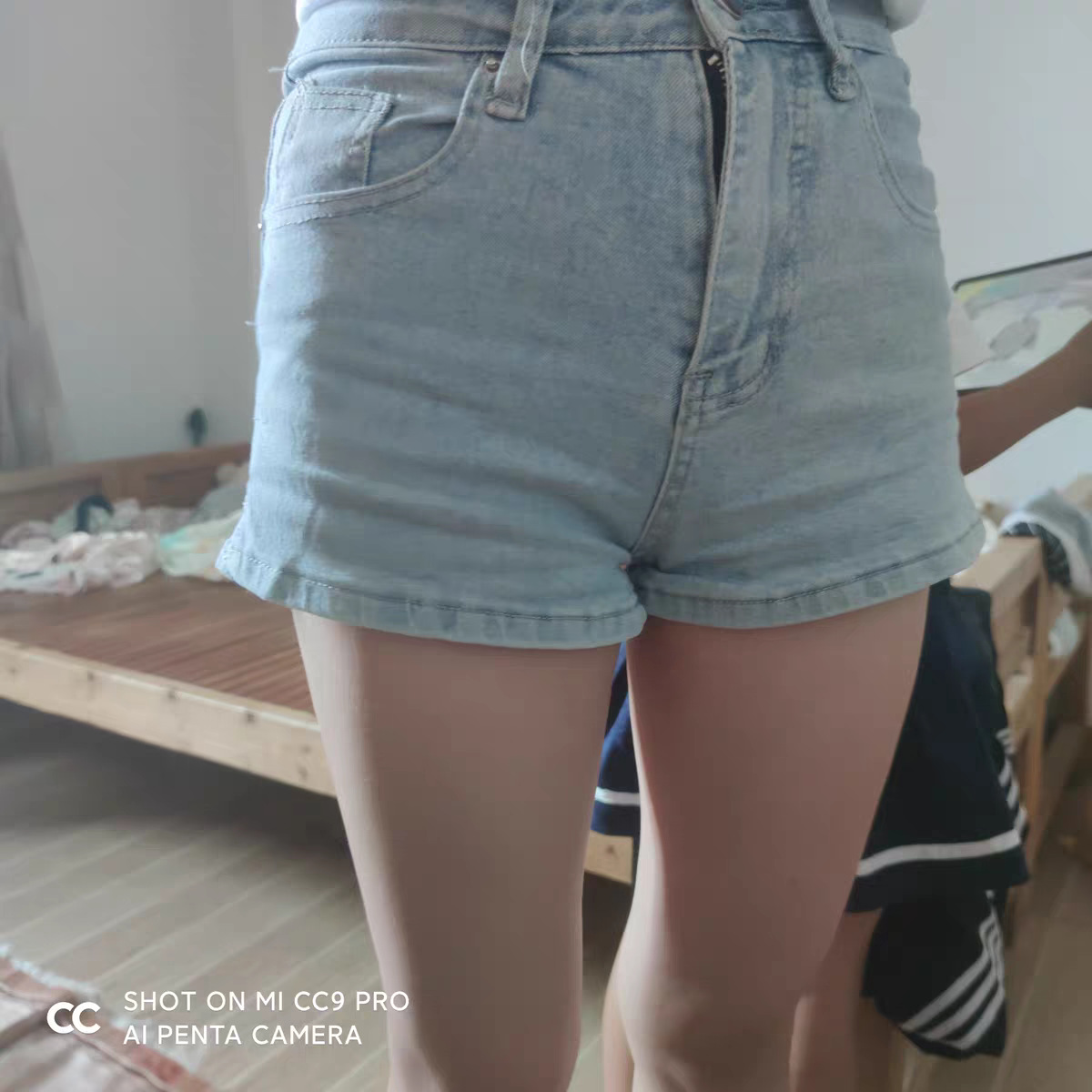 ショートパンツ ウエストすっきりデニムショーツ