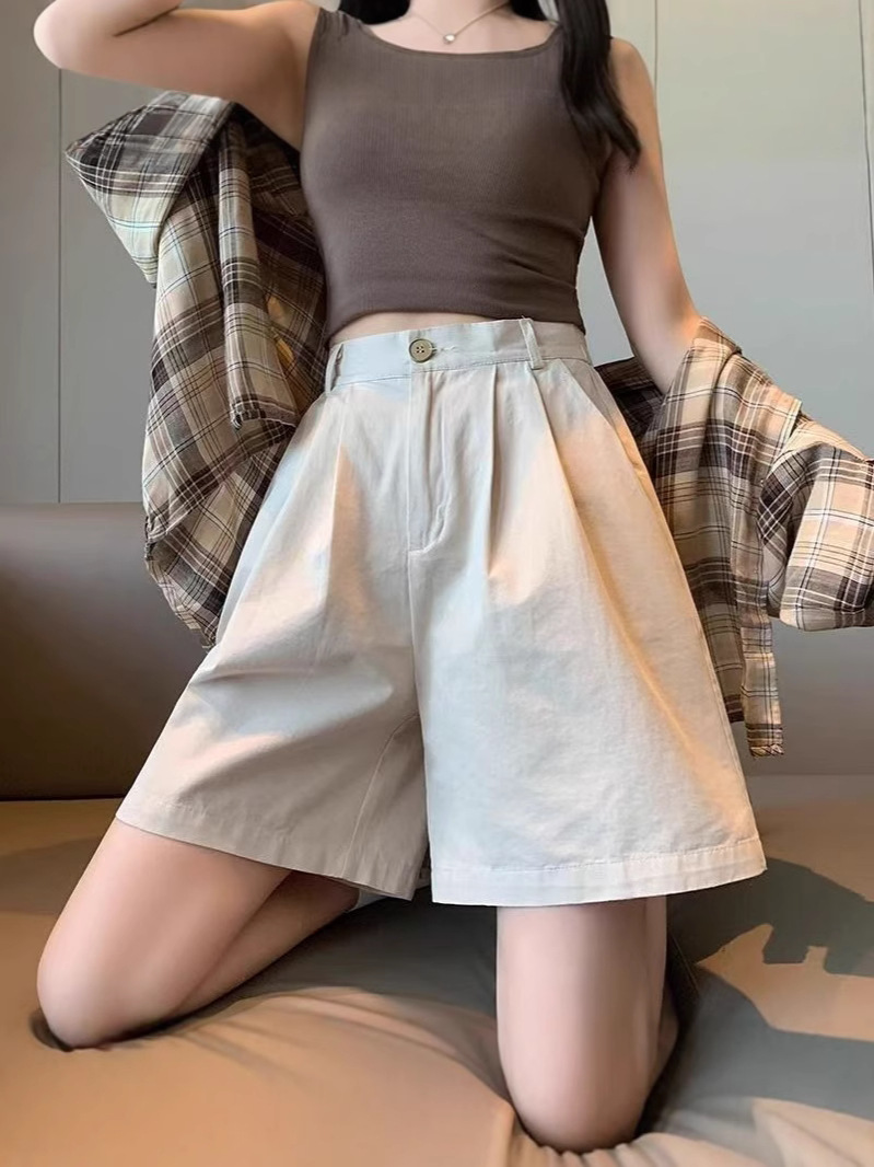 ショートパンツ ハイウエストタックデザイン膝上丈ショートパンツ