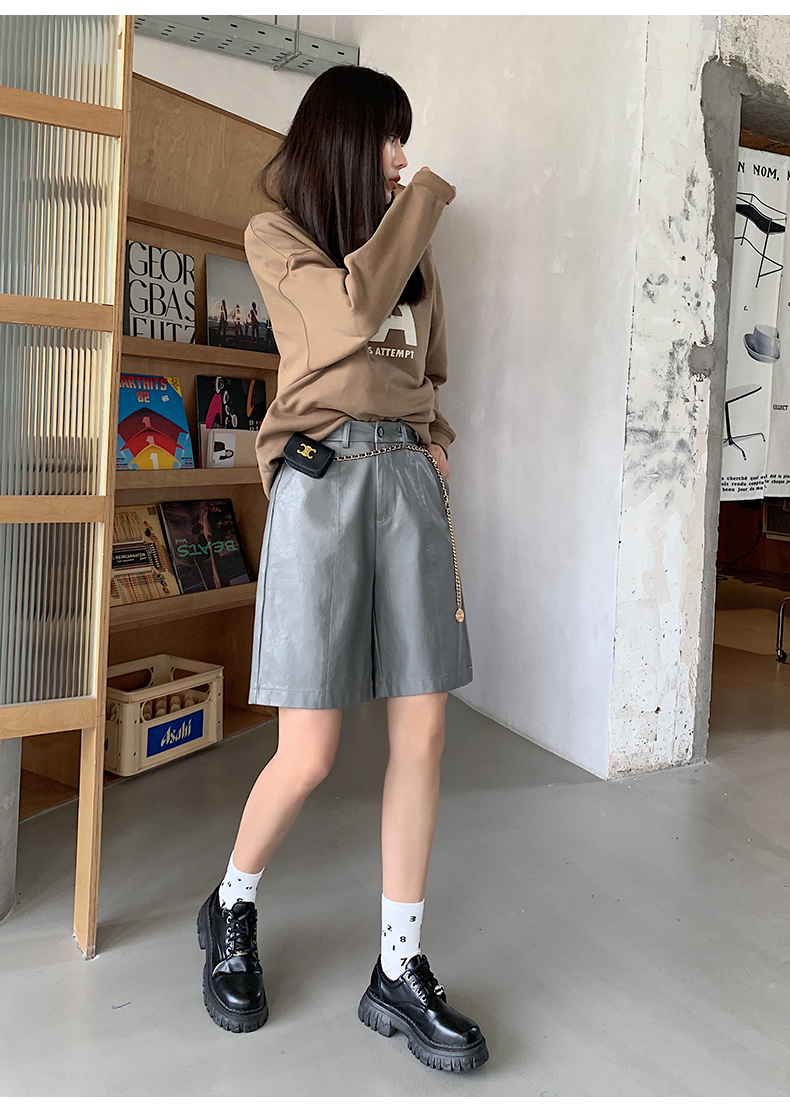 ショートパンツ 上品フェイクレザーハーフパンツ