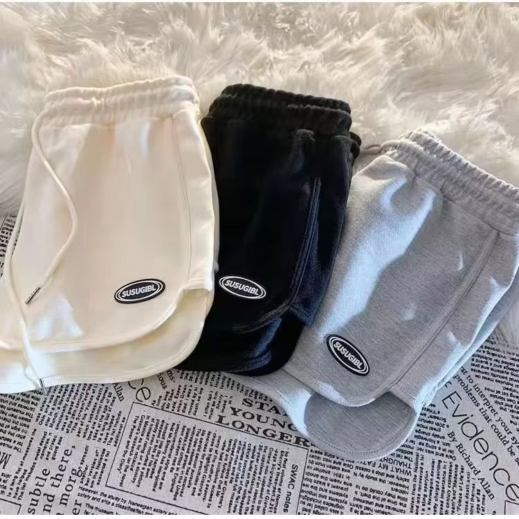 ショートパンツ リラックスワッペンショートパンツ