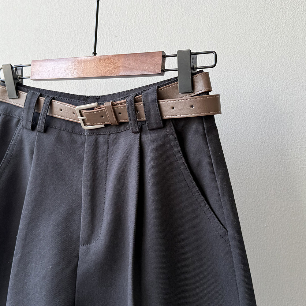 ショートパンツ ベルト付きフレアショートパンツ