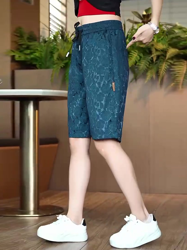 ショートパンツ 花柄型押しハーフパンツ