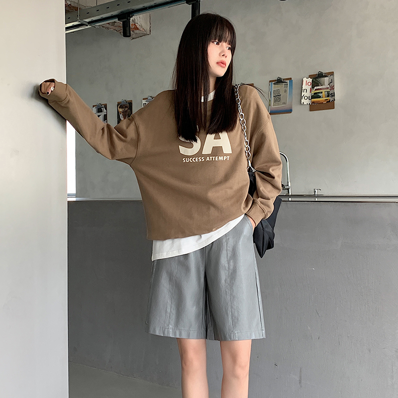 ショートパンツ 上品フェイクレザーハーフパンツ