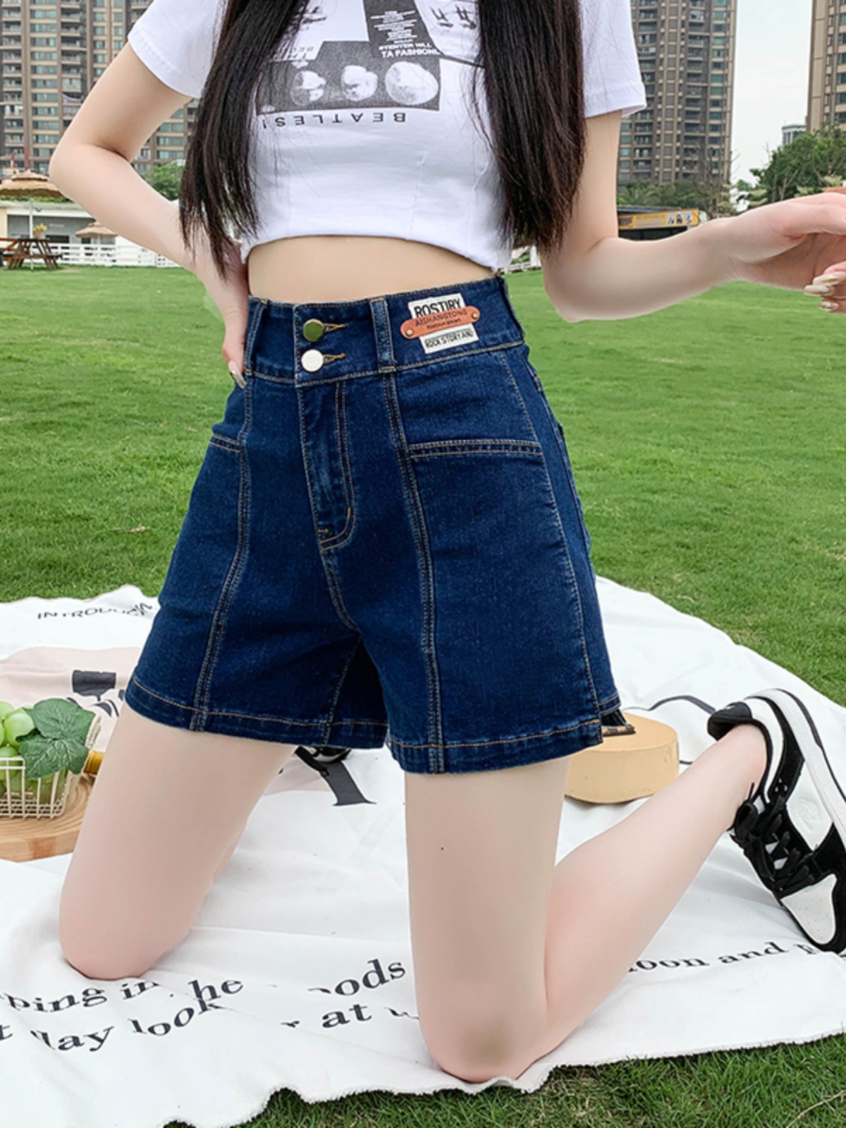 ショートパンツ ハイウエスト二重ボタンデニムショートパンツ