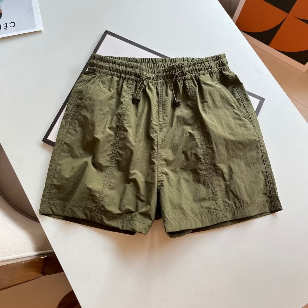 リラックスギャザーショートパンツ
