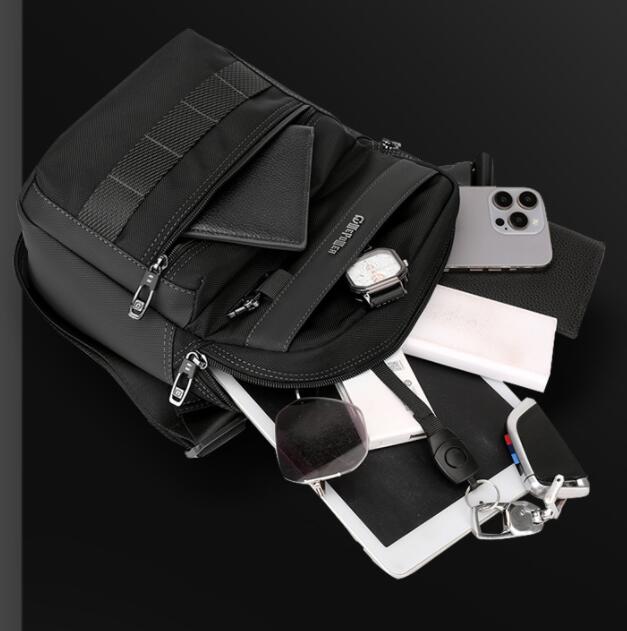 多機能メンズショルダーバッグ大きめ斜めがけ撥水加工