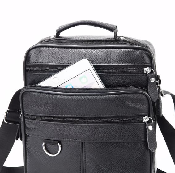 多機能メンズショルダーバッグ斜めがけ大きめ合成革製