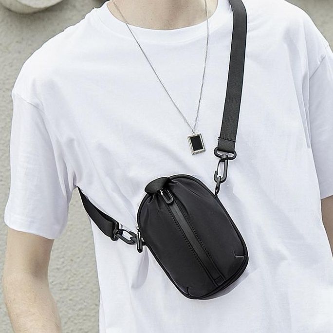 ショルダーバッグメンズ 財布 スタイリッシュミニポーチ財布